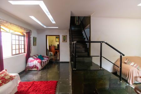 Sala de casa à venda com 4 quartos, 360m² em Fonseca, Niterói