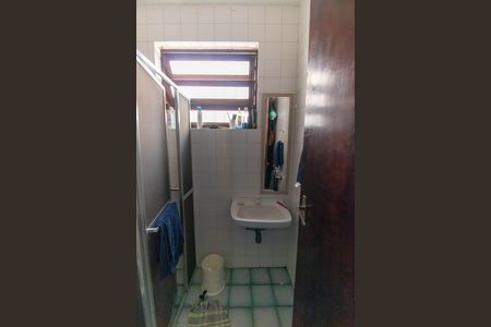 Casa à venda com 360m², 4 quartos e 4 vagas Casa à venda com 360m², 4 quartos e 4 vagasBanheiro de serviço