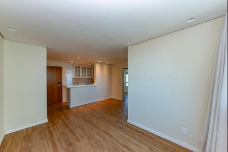 Apartamento à venda com 69m², 2 quartos e 1 vaga Apartamento à venda com 69m², 2 quartos e 1 vagaSala