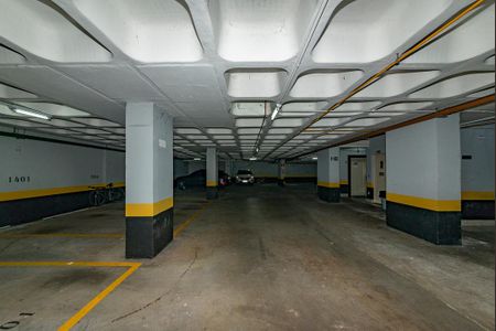 Apartamento à venda com 69m², 2 quartos e 1 vaga Apartamento à venda com 69m², 2 quartos e 1 vagaGaragem