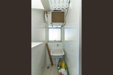 Apartamento à venda com 69m², 2 quartos e 1 vaga Apartamento à venda com 69m², 2 quartos e 1 vagaÁrea de Serviço