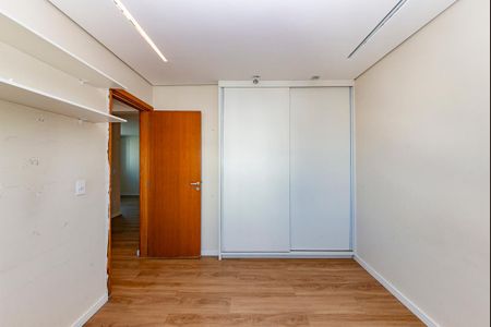 Apartamento à venda com 69m², 2 quartos e 1 vaga Apartamento à venda com 69m², 2 quartos e 1 vagaQuarto 2