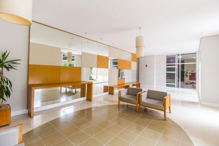 Apartamento à venda com 110m², 3 quartos e 2 vagas Apartamento à venda com 110m², 3 quartos e 2 vagasEntrada