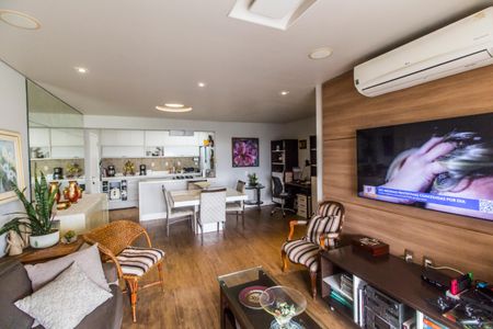 Sala  de apartamento à venda com 3 quartos, 110m² em Alphaville, Santana de Parnaíba