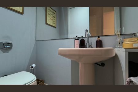 Apartamento à venda com 209m², 3 quartos e 2 vagasLavabo 