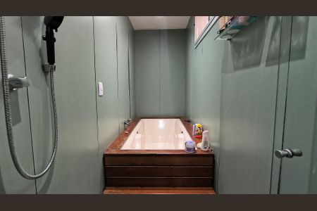 Apartamento à venda com 209m², 3 quartos e 2 vagasBanheiro da Suíte 