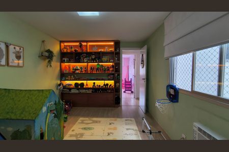 Apartamento à venda com 209m², 3 quartos e 2 vagasQuarto 2