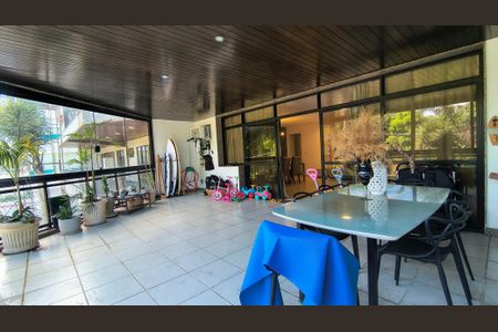 Apartamento à venda com 209m², 3 quartos e 2 vagasVaranda 