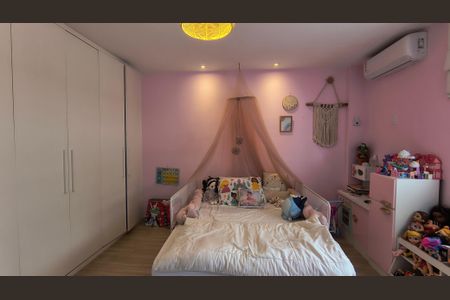 Apartamento à venda com 209m², 3 quartos e 2 vagasQuarto 1