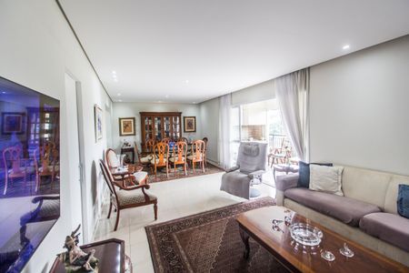 Apartamento à venda com 140m², 3 quartos e 2 vagas Apartamento à venda com 140m², 3 quartos e 2 vagasSala