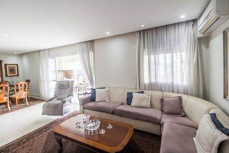 Sala  de apartamento à venda com 3 quartos, 140m² em Alphaville, Santana de Parnaíba