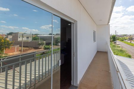 Varanda da Sala de casa para alugar com 2 quartos, 200m² em Parque Orestes Ongaro, Sumaré