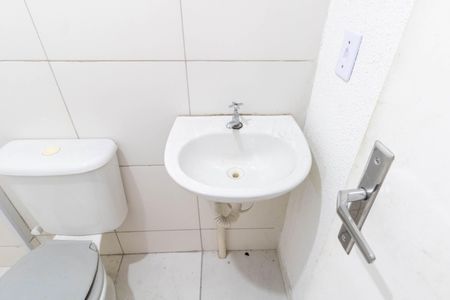 Apartamento para alugar com 40m², 2 quartos e 1 vaga Apartamento para alugar com 40m², 2 quartos e 1 vagaBanheiro