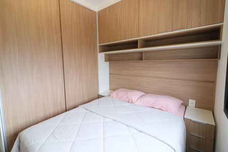 Quarto 1 de apartamento à venda com 2 quartos, 39m² em Ayrosa, Osasco