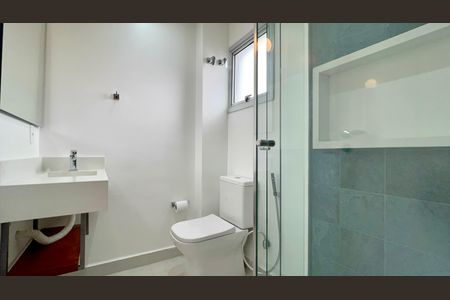 Apartamento para alugar com 144m², 2 quartos e 1 vaga Apartamento para alugar com 144m², 2 quartos e 1 vagaBanheiro da Suíte 1