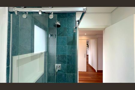 Apartamento para alugar com 144m², 2 quartos e 1 vaga Apartamento para alugar com 144m², 2 quartos e 1 vagaBanheiro da Suíte 1