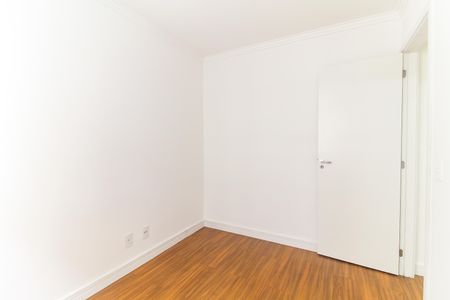 Quarto 1 de apartamento para alugar com 2 quartos, 47m² em Vila Carmosina, São Paulo