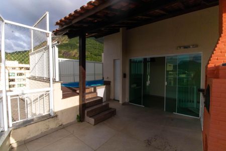 Apartamento à venda com 140m², 2 quartos e 2 vagasCobertura