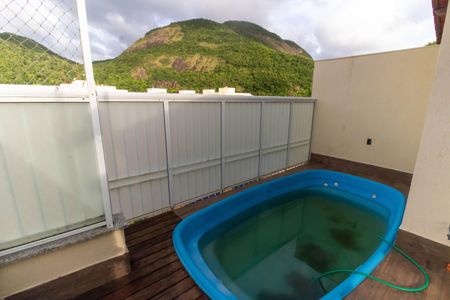 Apartamento à venda com 140m², 2 quartos e 2 vagasCobertura