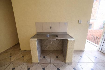 Cozinha de kitnet/studio para alugar com 1 quarto, 25m² em Jardim Primeiro de Maio (Chacara Fazendinha), Osasco