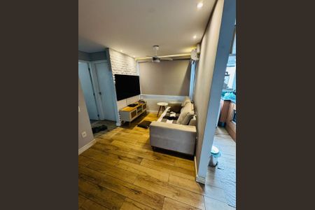 Sala de apartamento para alugar com 2 quartos, 50m² em Del Castilho, Rio de Janeiro