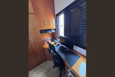 Apartamento à venda com 70m², 3 quartos e 2 vagasQuarto