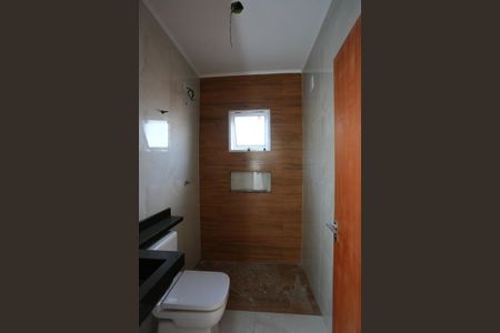 Casa à venda com 95m², 3 quartos e 2 vagasBanheiro