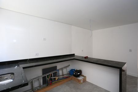 Casa à venda com 95m², 3 quartos e 2 vagascozinha