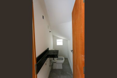 Casa à venda com 95m², 3 quartos e 2 vagasLavabo