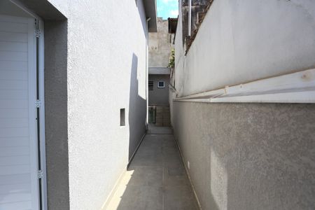Casa à venda com 95m², 3 quartos e 2 vagascorredor