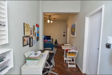 Sala de apartamento para alugar com 2 quartos, 66m² em Tijuca, Rio de Janeiro