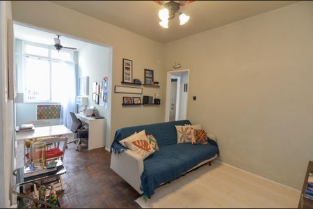 Apartamento para alugar com 66m², 2 quartos e sem vagaSala