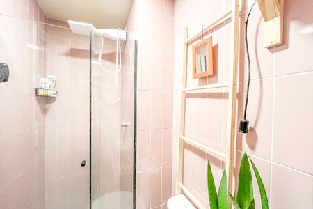 Apartamento à venda com 35m², 2 quartos e sem vaga Apartamento à venda com 35m², 2 quartos e sem vagaBanheiro