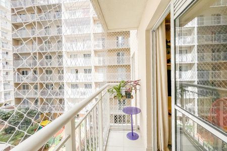Apartamento à venda com 35m², 2 quartos e sem vaga Apartamento à venda com 35m², 2 quartos e sem vagaSacada