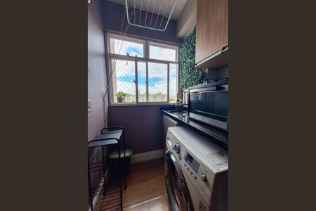 Apartamento à venda com 66m², 2 quartos e 1 vagaÁrea de Serviço