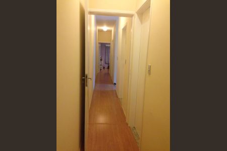 Corredor de casa à venda com 3 quartos, 139m² em Santo Amaro, São Paulo