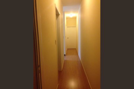 Casa à venda com 139m², 3 quartos e 2 vagasCorredor