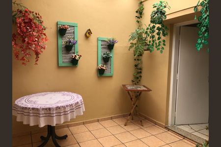 Casa à venda com 139m², 3 quartos e 2 vagasÁrea externa