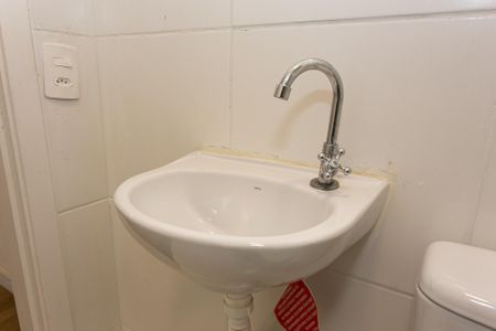 Apartamento para alugar com 43m², 2 quartos e sem vagaBanheiro