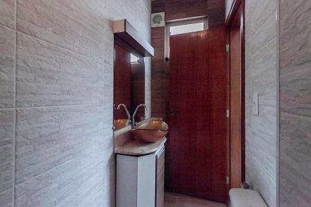 Casa para alugar com 110m², 3 quartos e sem vaga Casa para alugar com 110m², 3 quartos e sem vagaBanheiro da suíte