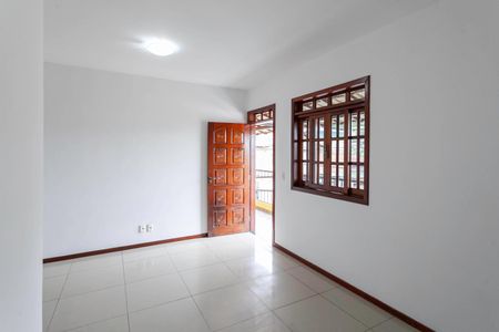 Sala de casa para alugar com 3 quartos, 110m² em Mantiqueira, Belo Horizonte