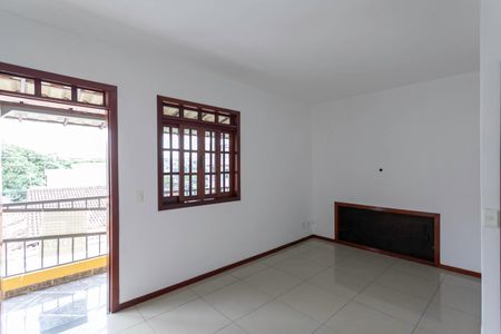Sala de casa para alugar com 3 quartos, 110m² em Mantiqueira, Belo Horizonte