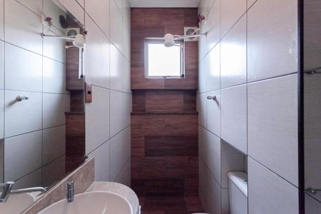 Casa para alugar com 110m², 3 quartos e sem vaga Casa para alugar com 110m², 3 quartos e sem vagaBanheiro social