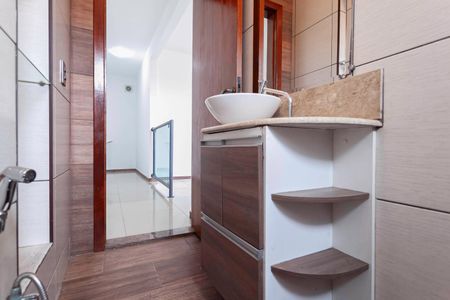 Casa para alugar com 110m², 3 quartos e sem vaga Casa para alugar com 110m², 3 quartos e sem vagaBanheiro social