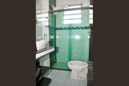 Casa à venda com 230m², 3 quartos e 2 vagasDetalhe - Banheiro Social