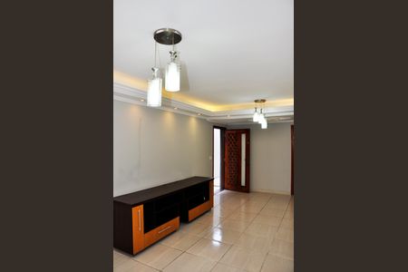 Detalhe - Sala de casa à venda com 3 quartos, 230m² em Vila Mangalot, São Paulo