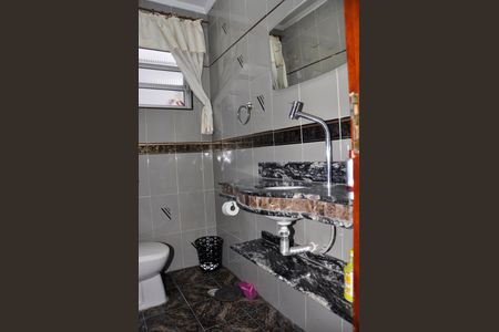 Casa à venda com 230m², 3 quartos e 2 vagasDetalhe - Sala - Lavabo