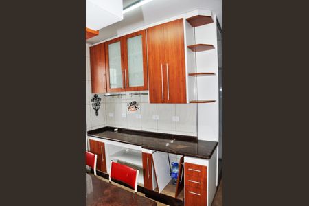 Casa à venda com 230m², 3 quartos e 2 vagasDetalhe - Cozinha