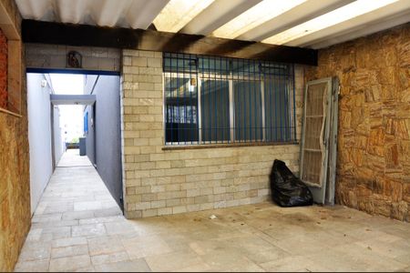 Casa à venda com 230m², 3 quartos e 2 vagasGaragem