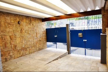 Casa à venda com 230m², 3 quartos e 2 vagasGaragem